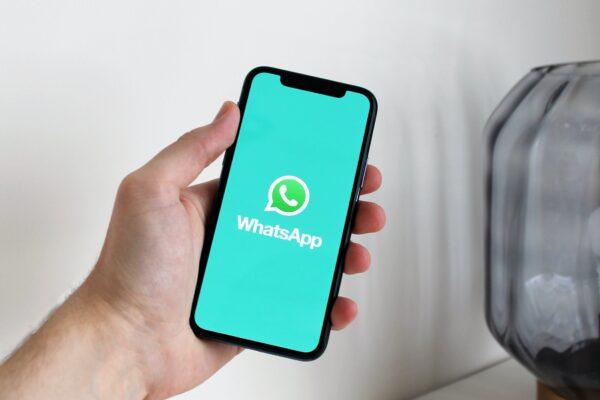 Whatsapp-Banner-mfolio360.com